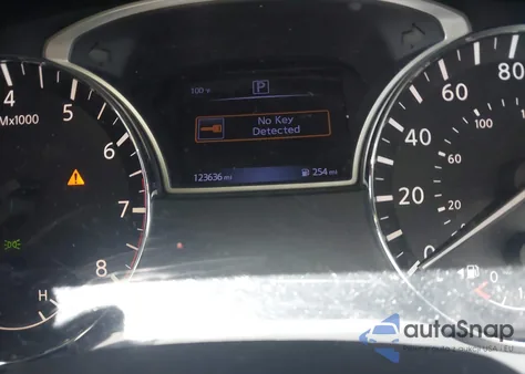 2017 Nissan Pathfinder S z USA, uszkodzony, nr VIN 5N1DR2MN1HC667285